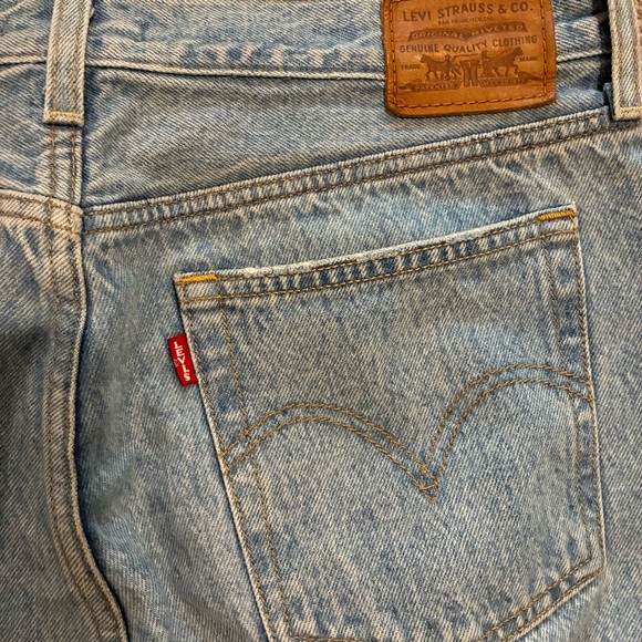 Levi's Jeans Women’s 30 Light Blue Wedgie Straight Ankle High Rise LIKE NEW! - Picture 8 of 11